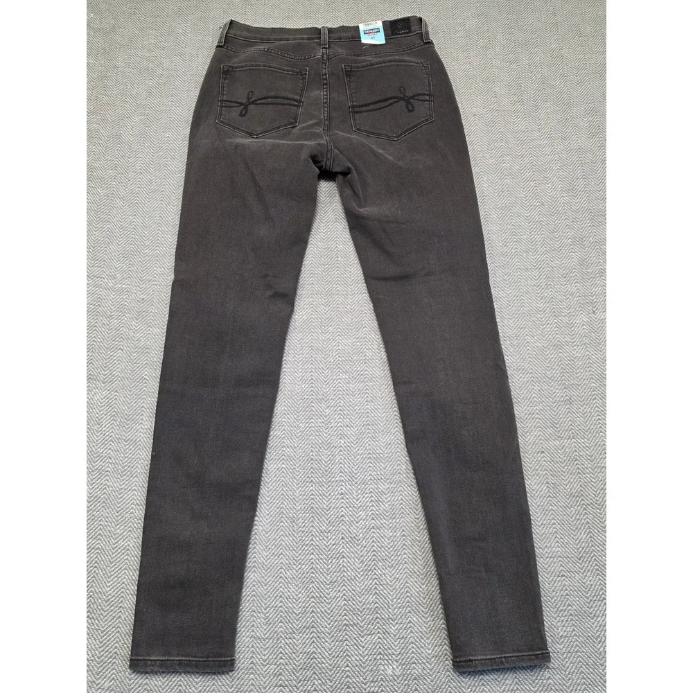 Denizen from Levis denizen from